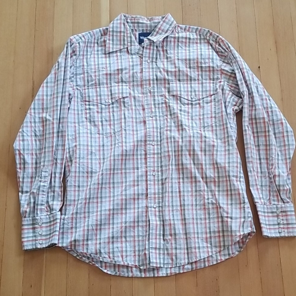 Wrangler Other - Mens large Wrangler button down striped shirt